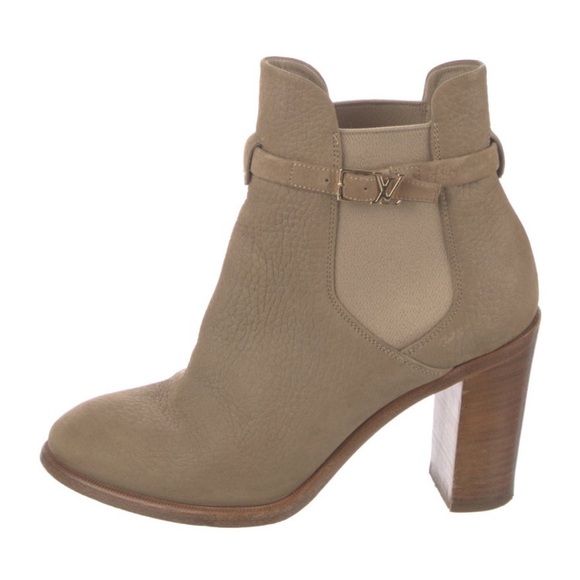 Louis Vuitton LV Monogram Logo Nubuck Suede Ankle Boots Booties - Picture 1 of 11